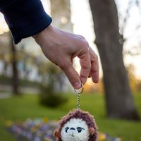 Ёжик у дворца весной в лучах заката :) :: Анастасия Белякова