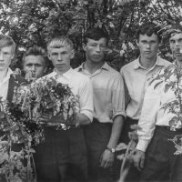 Нам всем друзьям нравится 25 мая 1966 года Семнадцать лед :: Владимир Максимов Нам всем друзьям нравится 25 мая 1966 года Семнадцать лед :: Владимир Максимов