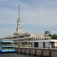 Северный речной вокзал :: Евгений Седов Северный речной вокзал :: Евгений Седов