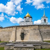 Довмонтов город в Псковском Кроме :: Alisia La DEMA