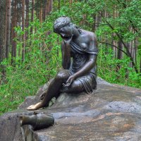 Фонтан "Девушка с кувшином" :: Татьяна Машошина