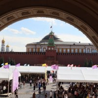 Книжная ярмарка :: Константин Уткин