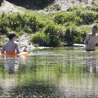 Купальный сезон открыт :: Валентина *