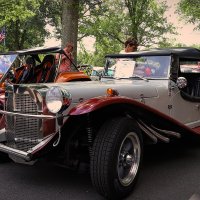 Автошоу "Катящееся железо" :: Олег Чемоданов