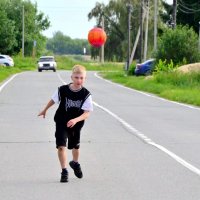 Не играйте на дорогах! Это опасно! :: Михаил К