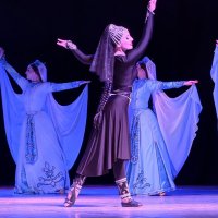 Из серии Кавказские танцы :: Мариша Тим Из серии Кавказские танцы :: Мариша Тим