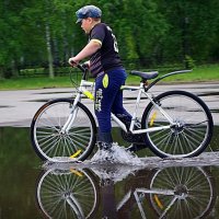 А по лужам интереснее! :: Михаил К А по лужам интереснее! :: Михаил К