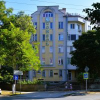 Феодосия. Дом по ул. Вити Коробкова 14. :: Пётр Чернега