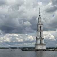 Под облаками Калязина… :: Любовь 