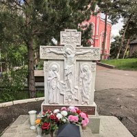 На территории храма св. Пантелеймона :: Виктор 