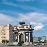 Триумфальная арка на Кутузовском проспекте :: Валерий Судачок