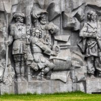 Барельеф «Рождение города» :: Любовь Сахарова Барельеф «Рождение города» :: Любовь Сахарова