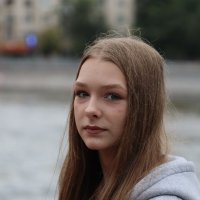 Незнакомка :: Константин Уткин
