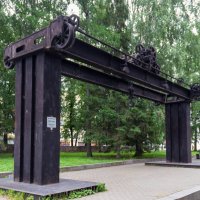 Памятник технике «Механизм Мостовой кран», :: Любовь Сахарова