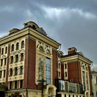 Красивейшее здание Сретенского монастыря :: Натали 