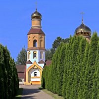 Колокольня в честь св.Царственных Страстотерпцев. :: Сергей Карачин