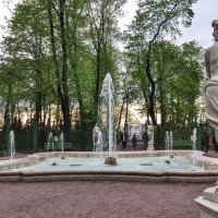 Гербовый фонтан в Летнем саду :: Татьяна Машошина Гербовый фонтан в Летнем саду :: Татьяна Машошина