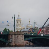 Мосты, Нева и купола Князь-Владимирского собора :: Иван Литвинов Мосты, Нева и купола Князь-Владимирского собора :: Иван Литвинов