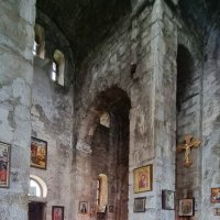 Внутри храма. :: Екатерина Леш