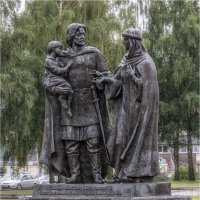 Витебск. Памятник Александру Невскому с женой Александрой и сыном Василием. :: Александр Максимов