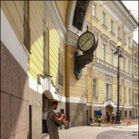Под часами ровно в два...СПб. :: Лилия * Под часами ровно в два...СПб. :: Лилия *