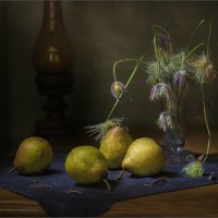 Натюрморт с грушами