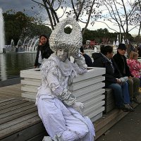 они среди нас
