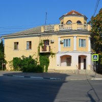 Феодосия. Дом по Симферопольскому шоссе 1.