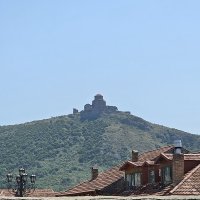 Монастырь Джва́ри «крест» — грузинский монастырь и храм первой половины VII века.