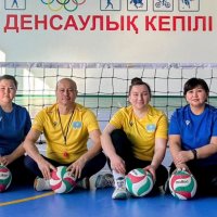 Пара волейболистки