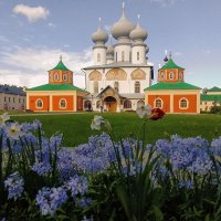 Успенский мужской монастырь