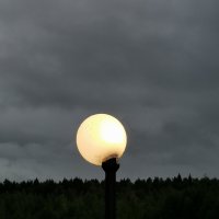 Фонарь как луна. :: Любимова Ольга 