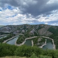 Странная река