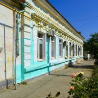 Феодосия. Дом по ул. Пушкина 3. :: Пётр Чернега Феодосия. Дом по ул. Пушкина 3. :: Пётр Чернега