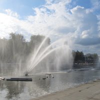 на плотинке