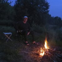 Вечер у костра