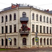 Здание
