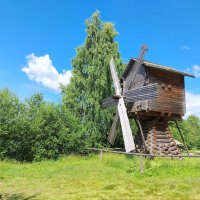 Старая мельница в Мандрогах