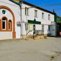 Феодосия. Церковная лавка при храме Всех Святых.
