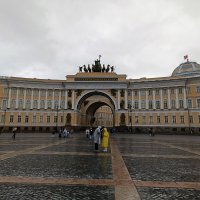 В Питере дождь :: Татьяна Пальчикова