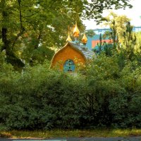 Часовня-усыпальница при Знаменском храме.