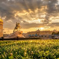 Петру Первому Екатерина Вторая