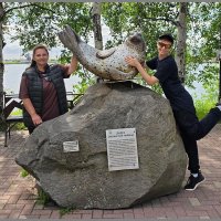 Петропавловск-Камчатский. . Скульптура пятнистого тюленя «Ларги». :: Ольга Довженко Петропавловск-Камчатский. . Скульптура пятнистого тюленя «Ларги». :: Ольга Довженко