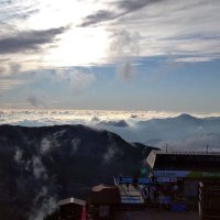 Смотровая площадки «Роза Пик» на курорте «Роза Хутор» в Сочи.