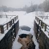 Зима на Тихвинском  шлюзу :: Сергей Кочнев