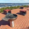 Зона отдыха с уличным грилем :: Veera V