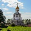 Храм-часовня с золоченым куполом и звонницей :: Любовь Сахарова