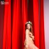 Портретная фотосессия девушки в студии: элегантные позы с цветочным венком и красной тканью на белой :: Александр ALDemch Демченко