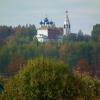 В плену у осени село Лучинское :: Юрий Велицкий
