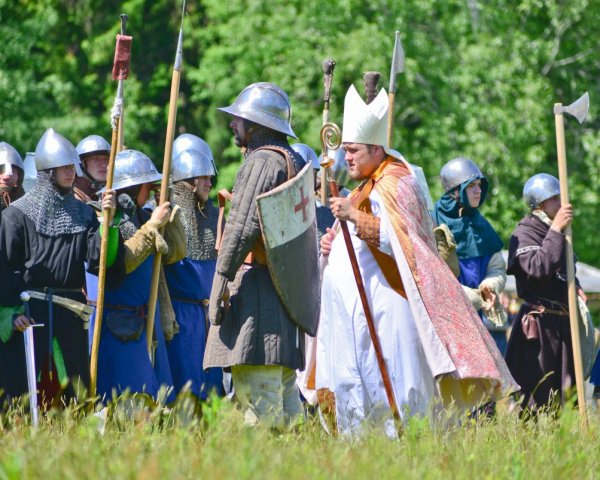 ша братва, Папа идёт ...